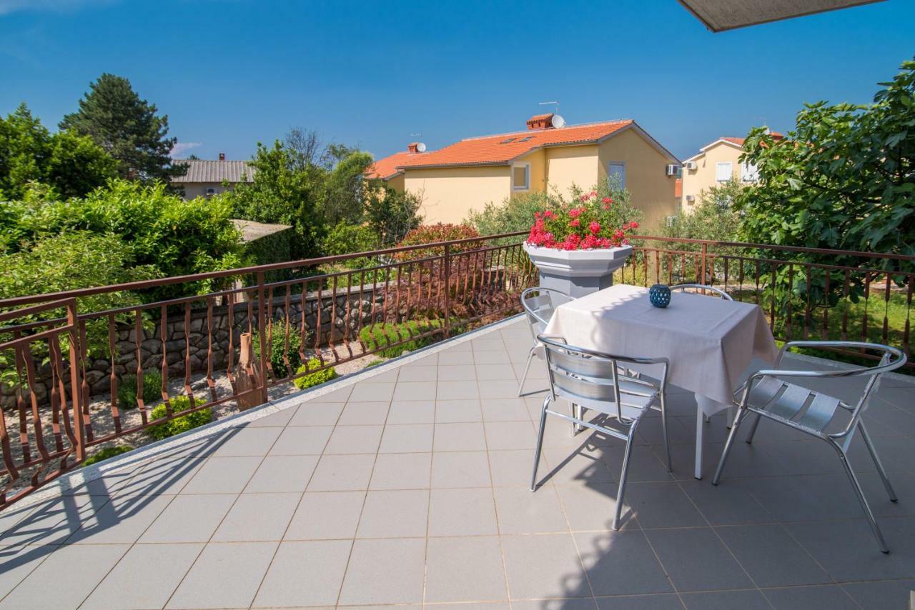 Apartments Marija & Anton Malinska Dış mekan fotoğraf