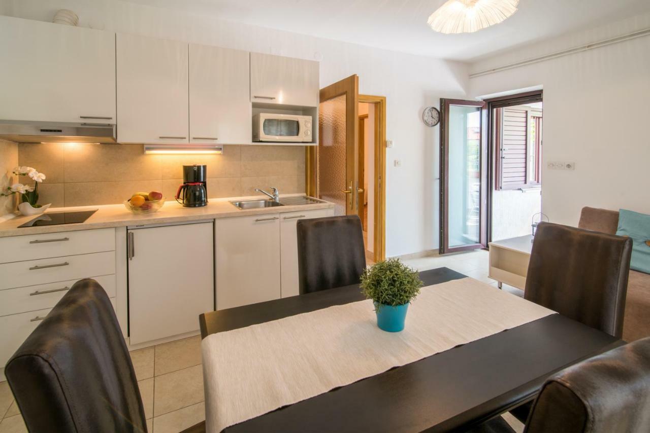 Apartments Marija & Anton Malinska Dış mekan fotoğraf