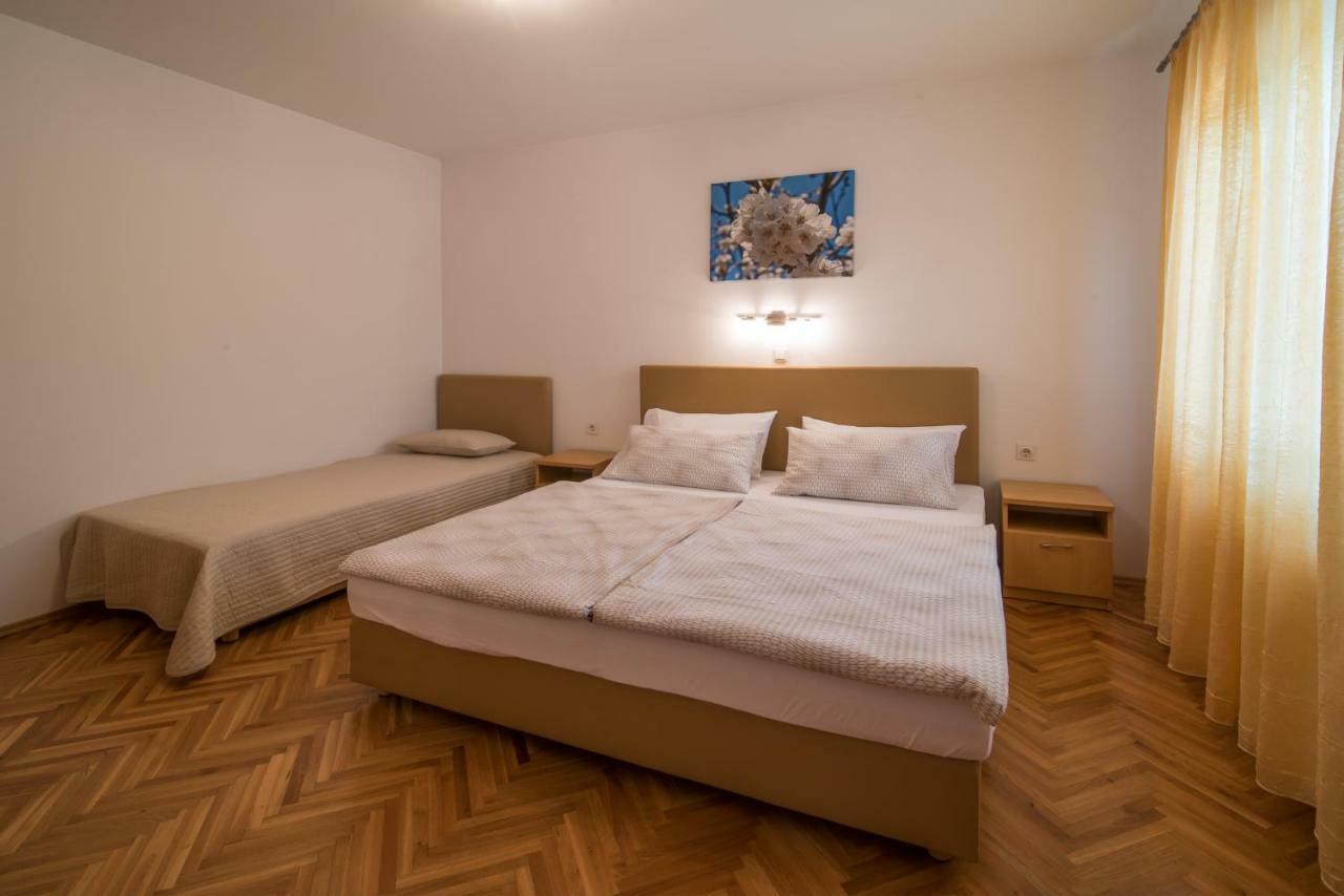 Apartments Marija & Anton Malinska Dış mekan fotoğraf